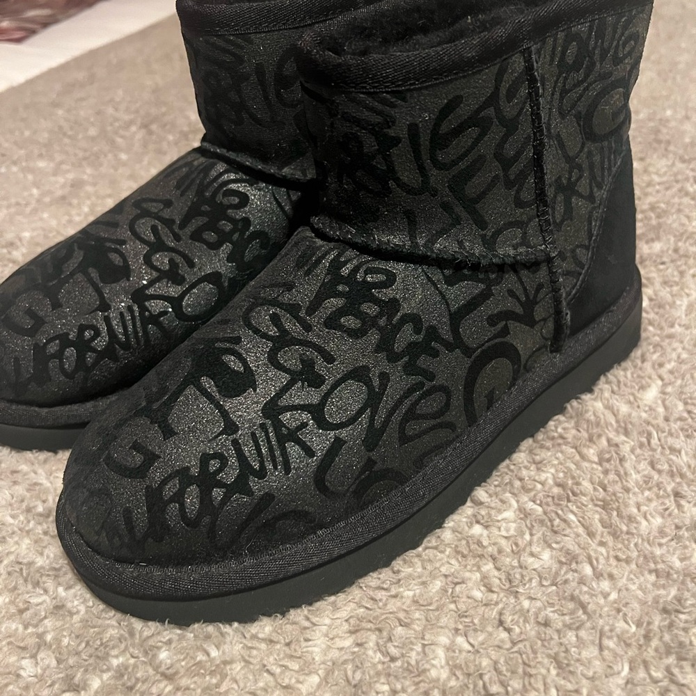 UGG Stylish Black Boots
